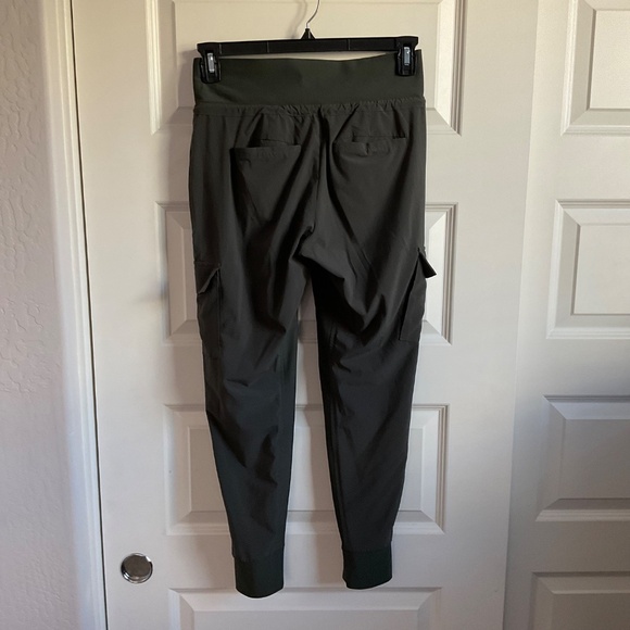 Athleta Salutation Cargo Joggers - Olive Green/Grey - Size 2 - Picture 6 of 11